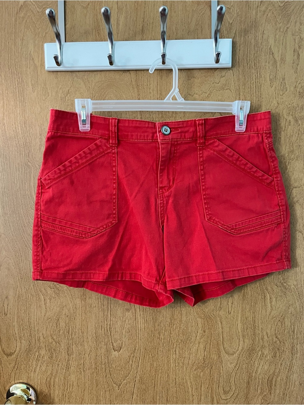 Supplies Women’s Red Cotton/ Stretch Shorts Size 14 Waist 36” Rise 10” EUC